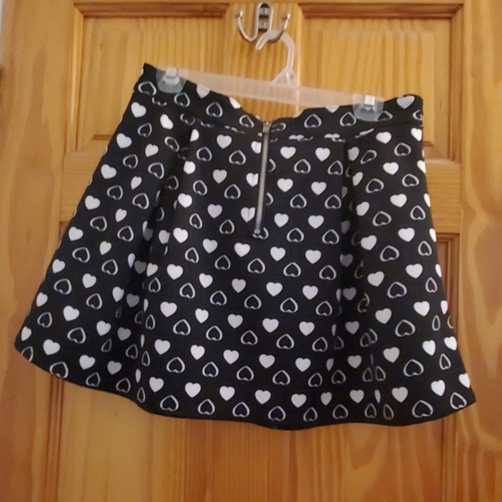 Skirt - Picture 2 of 2